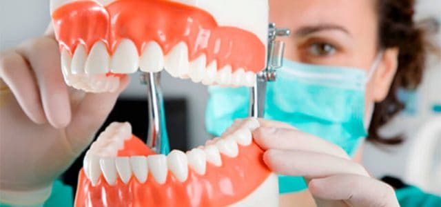 Técnico Laboratorista Dental en Chile