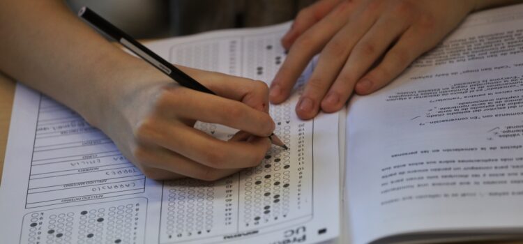 Estudiar en una Universidad sin puntaje PAES Estudiar en una Universidad sin puntaje PAES